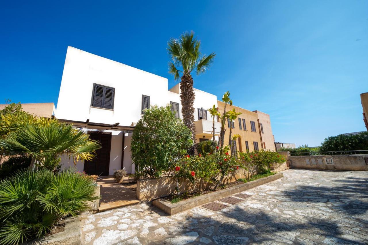 Elimi Favignana Apartments - Residence In Citta Екстериор снимка